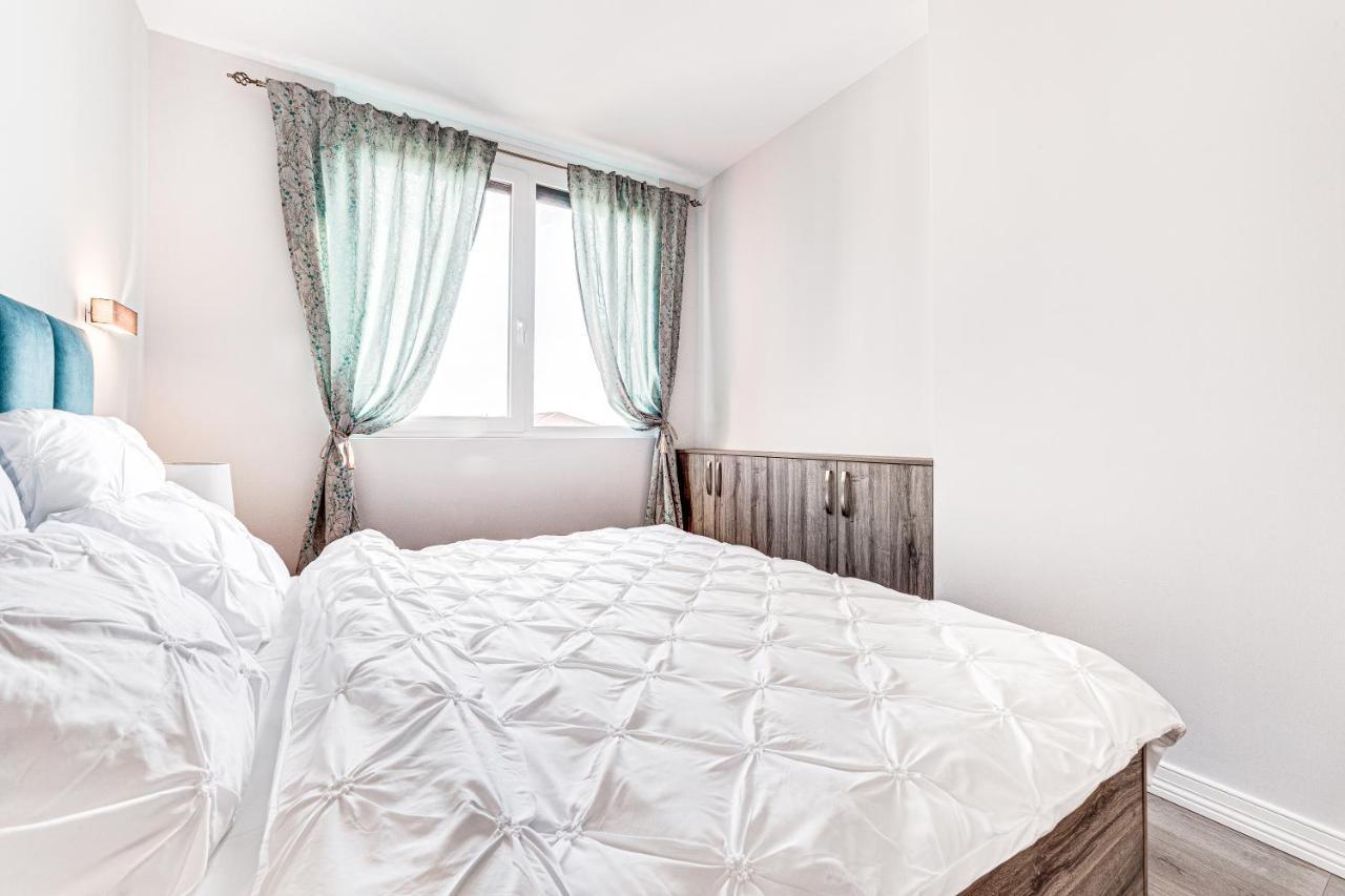 Ari Brownie Apartment - Luxurious Stay Arad Exterior foto